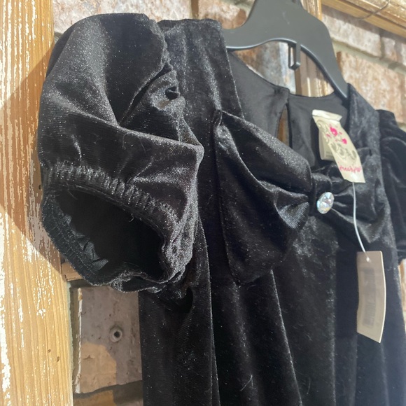 Black Velvet Jumpsuit with Bow and Crystal Accent NWT - Picture 4 of 8